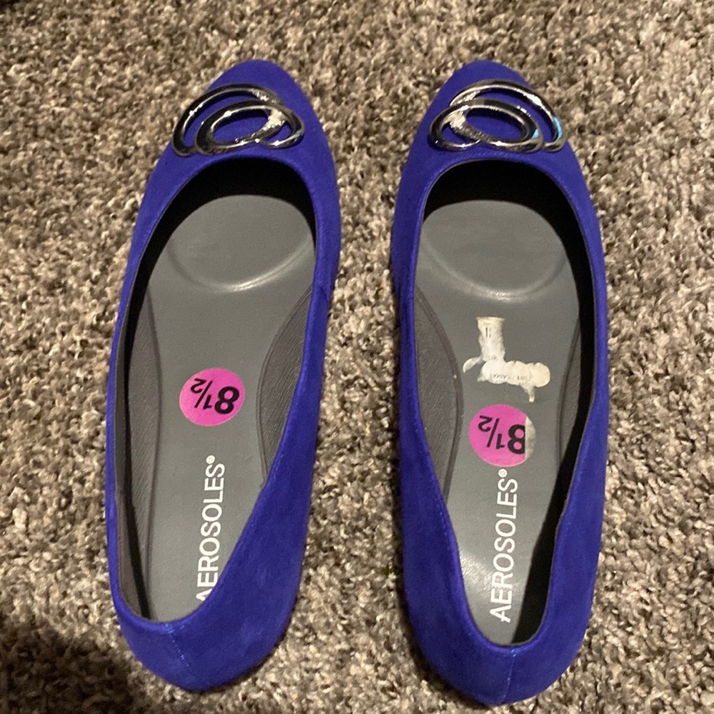 Blue leather Aerosoles flats, size 8.5
